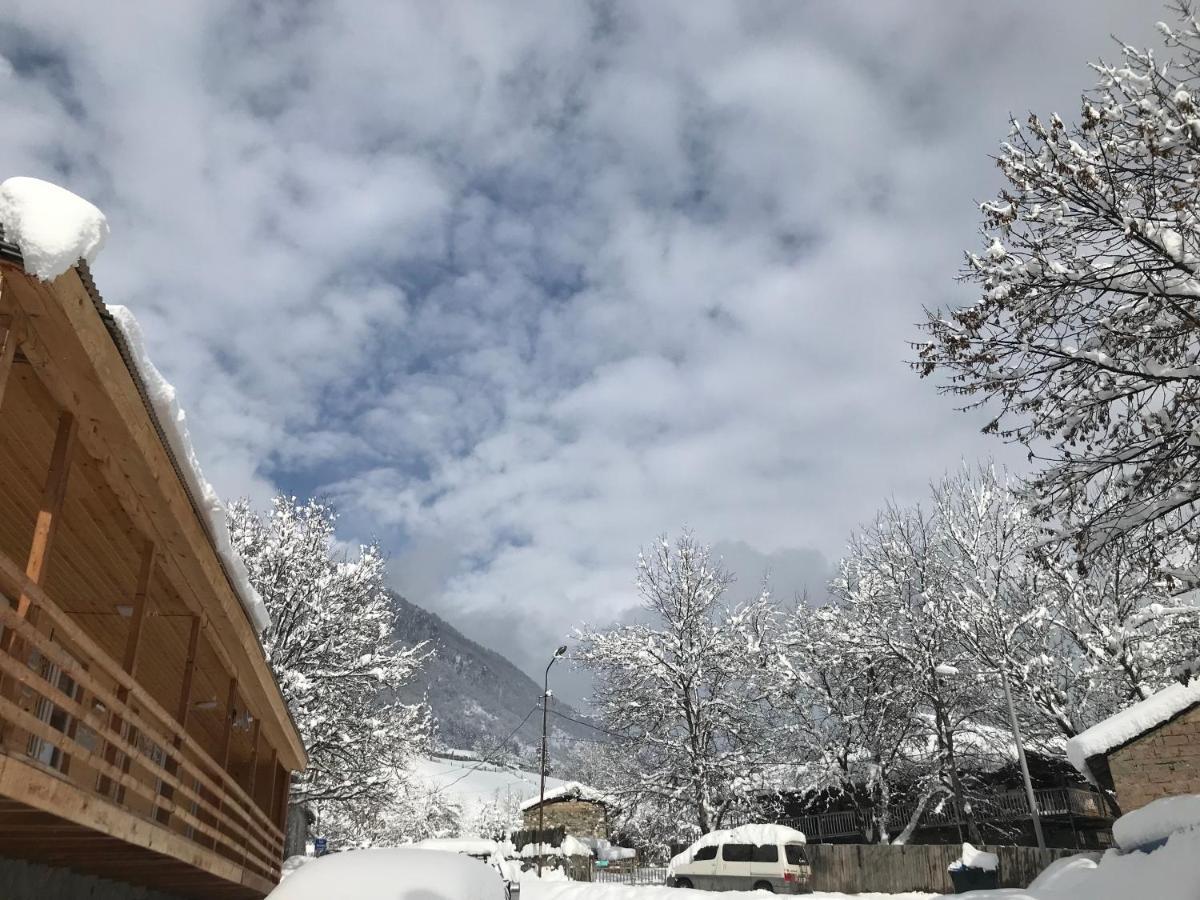 Girgola Bed & Breakfast Mestia Exterior photo